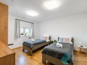 Prodej apartmánu, Sepekov, 953 m2