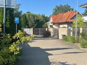 Pronájem rodinného domu, Praha - Březiněves, V pěšinkách, 200 m2
