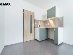 Pronájem bytu 1+kk, Praha - Chodov, Blažimská, 1225 m2