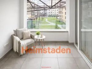 Pronájem bytu 2+1, Praha - Holešovice, U Pergamenky, 61 m2
