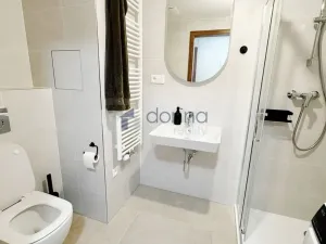 Pronájem bytu 1+kk, Praha, Jáchymovská, 33 m2