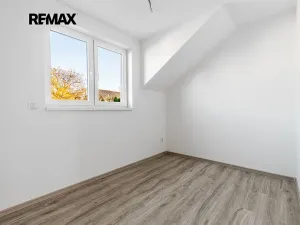 Prodej bytu 4+kk, Vochov, 80 m2