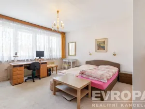 Pronájem rodinného domu, Praha - Krč, U krčského nádraží, 220 m2