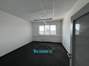 Pronájem kanceláře, Kroměříž, Jožky Silného, 150 m2
