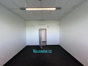 Pronájem kanceláře, Kroměříž, Jožky Silného, 150 m2