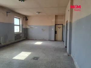 Pronájem skladu, Brno - Černovice, Hájecká, 137 m2