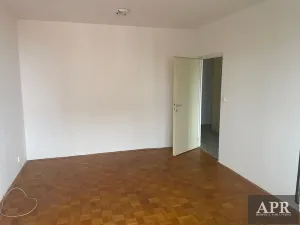 Pronájem bytu 1+1, Uherský Brod, Šaripova, 40 m2