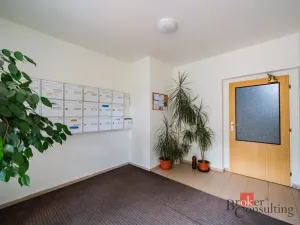 Prodej bytu 2+1, Praha - Suchdol, K Horoměřicům, 71 m2