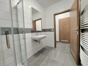 Pronájem bytu 2+1, Hrochův Týnec, Nádražní, 44 m2