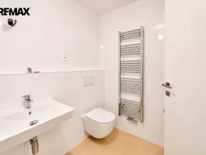 Pronájem bytu 1+kk, Hradec Králové - Nový Hradec Králové, Pod Zámečkem, 28 m2