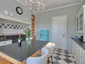 Prodej vily, Chocerady, 340 m2