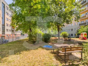 Prodej bytu 2+kk, Praha - Vršovice, Kišiněvská, 56 m2