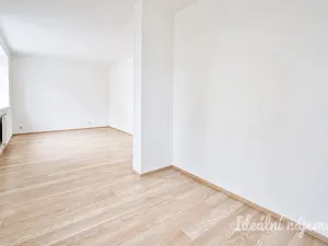 Prodej bytu 1+kk, Brno - Žebětín, Přírodní, 32 m2