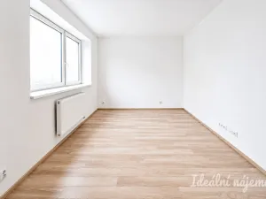Prodej bytu 1+kk, Brno - Žebětín, Přírodní, 32 m2