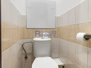 Prodej bytu 3+1, Pardubice, Stavbařů, 64 m2