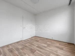 Pronájem bytu 3+kk, Praha - Modřany, Poljanovova, 62 m2
