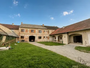 Prodej vícegeneračního domu, Vanovice, 450 m2