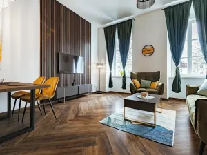 Prodej bytu 2+kk, Horní Planá, Náměstí, 47 m2