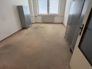 Pronájem kanceláře, Velké Meziříčí, Třebíčská, 400 m2