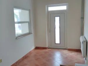 Pronájem výrobních prostor, Ostrava, U Řeky, 880 m2