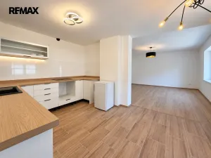 Prodej rodinného domu, Sedlčany - Třebnice, 105 m2