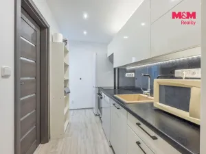 Pronájem bytu 1+kk, Kladno - Švermov, Svojsíkova, 45 m2