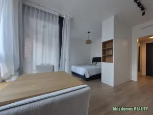 Pronájem bytu 1+kk, Praha - Smíchov, U Lihovaru, 31 m2