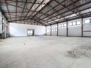 Pronájem skladu, Jílovice, 18100 m2