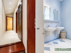 Pronájem vily, Praha - Písnice, 1300 m2