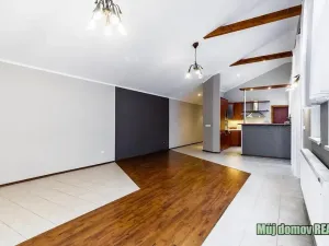 Pronájem vily, Praha - Písnice, 1300 m2