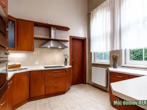 Pronájem vily, Praha - Písnice, 1300 m2