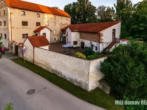 Pronájem vily, Praha - Písnice, 1300 m2