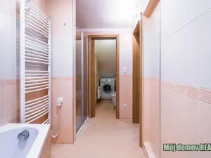 Pronájem vily, Praha - Písnice, 1300 m2