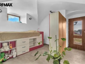 Prodej rodinného domu, Šonov, 237 m2