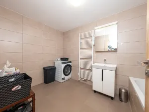 Pronájem bytu 3+kk, Pardubice - Ohrazenice, U Sportovní školy, 86 m2
