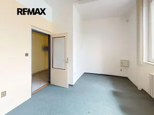Pronájem kanceláře, Pardubice, Bohdanečská, 186 m2
