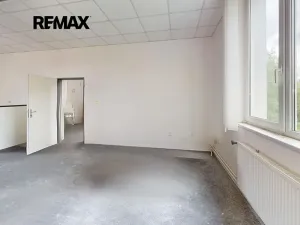 Pronájem kanceláře, Pardubice, Bohdanečská, 186 m2