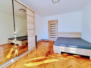 Prodej bytu 3+1, Hrobčice, 64 m2