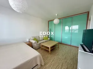 Prodej bytu 1+1, Praha - Modřany, Pejevové, 30 m2