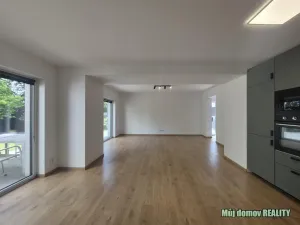 Pronájem rodinného domu, Praha - Klánovice, Smidarská, 120 m2