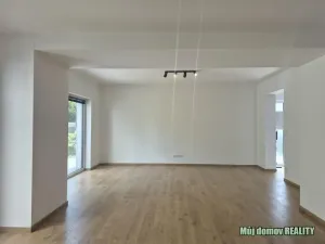 Pronájem rodinného domu, Praha - Klánovice, Smidarská, 120 m2