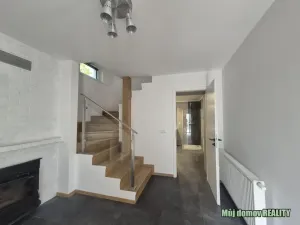 Pronájem rodinného domu, Praha - Klánovice, Smidarská, 120 m2