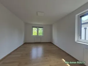 Pronájem rodinného domu, Praha - Klánovice, Smidarská, 120 m2