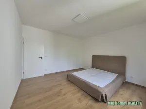 Pronájem rodinného domu, Praha - Klánovice, Smidarská, 120 m2