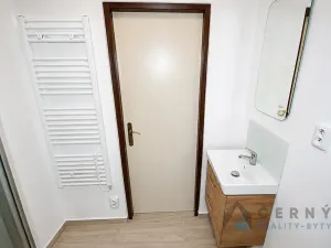 Pronájem bytu 2+kk, Liberec, U Lomu, 37 m2