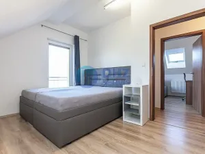 Prodej bytu 4+kk, Vysoký Újezd, U Vršku, 98 m2