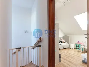 Prodej bytu 4+kk, Vysoký Újezd, U Vršku, 98 m2