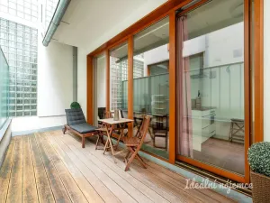 Pronájem bytu 1+kk, Praha - Vinohrady, Uruguayská, 47 m2