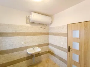 Prodej bytu 3+kk, Planá, Karlín, 61 m2