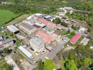 Prodej výrobních prostor, Kadaň, 11945 m2